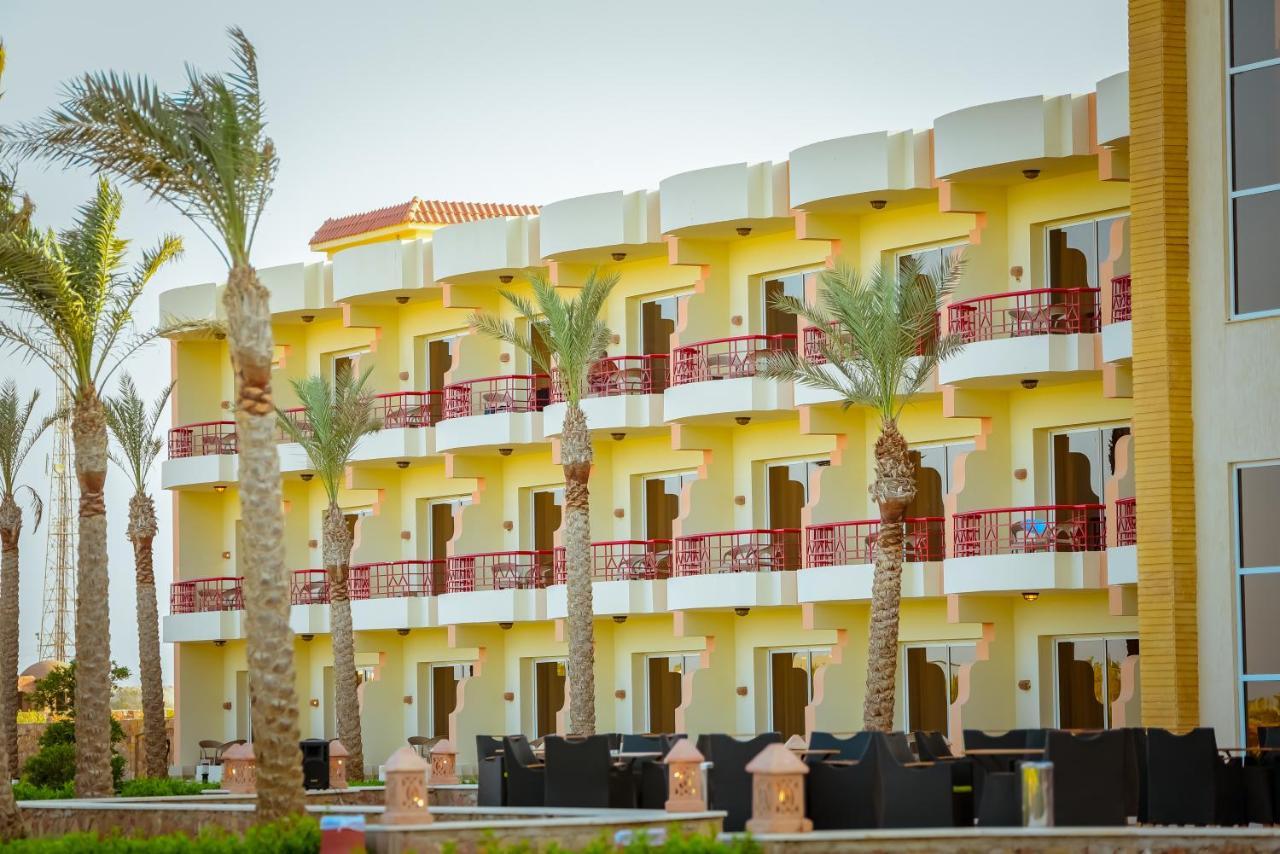 Amarina Queen Resort & Aqua Park Marsa Alam Exterior photo