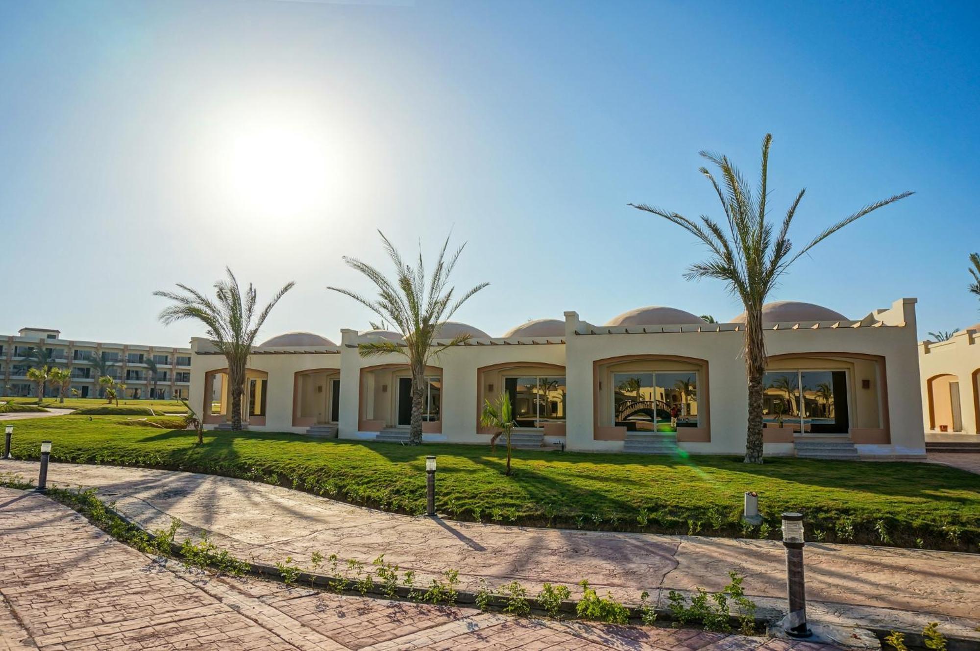 Amarina Queen Resort & Aqua Park Marsa Alam Exterior photo