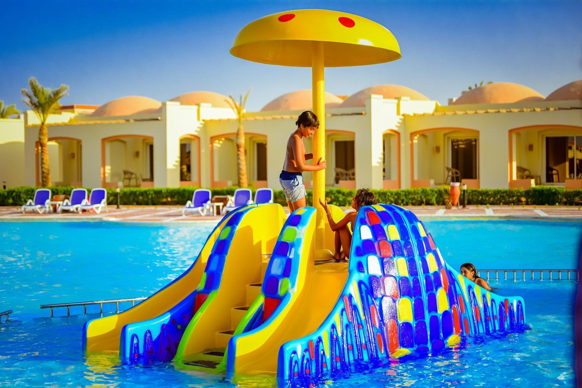 Amarina Queen Resort & Aqua Park Marsa Alam Exterior photo