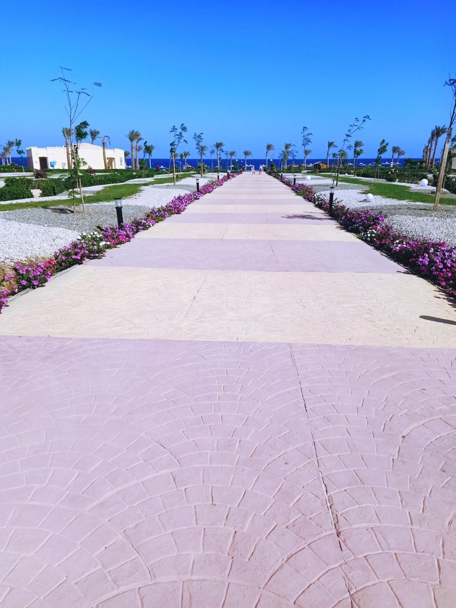 Amarina Queen Resort & Aqua Park Marsa Alam Exterior photo